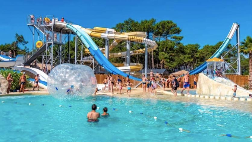 Spacieux Mobilhome Premium/camping 5* * Vendays-Montalivet
